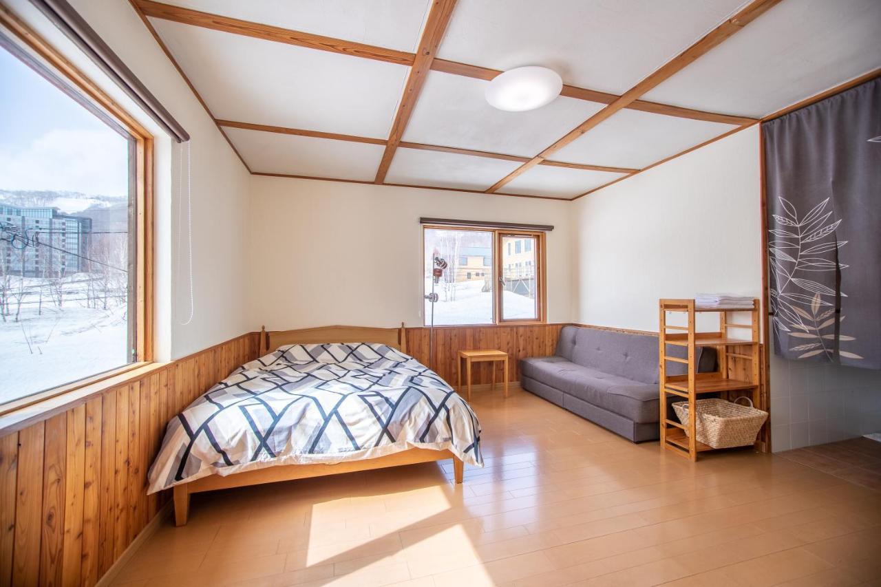 Matsu House With Air Conditioner - 5 Min To Rusutsu Ski Resort 留寿都村 エクステリア 写真